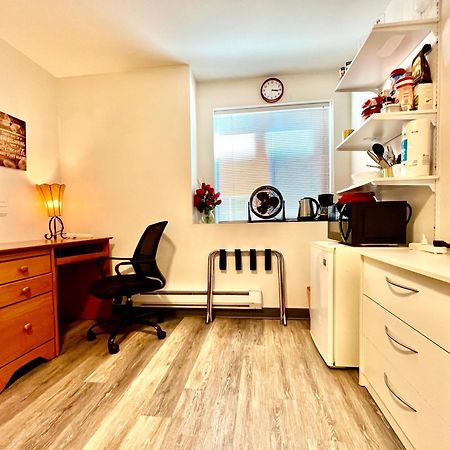 Micro Studio Apartment 10 Minutes Walk To University Of Washington Seattle Kültér fotó
