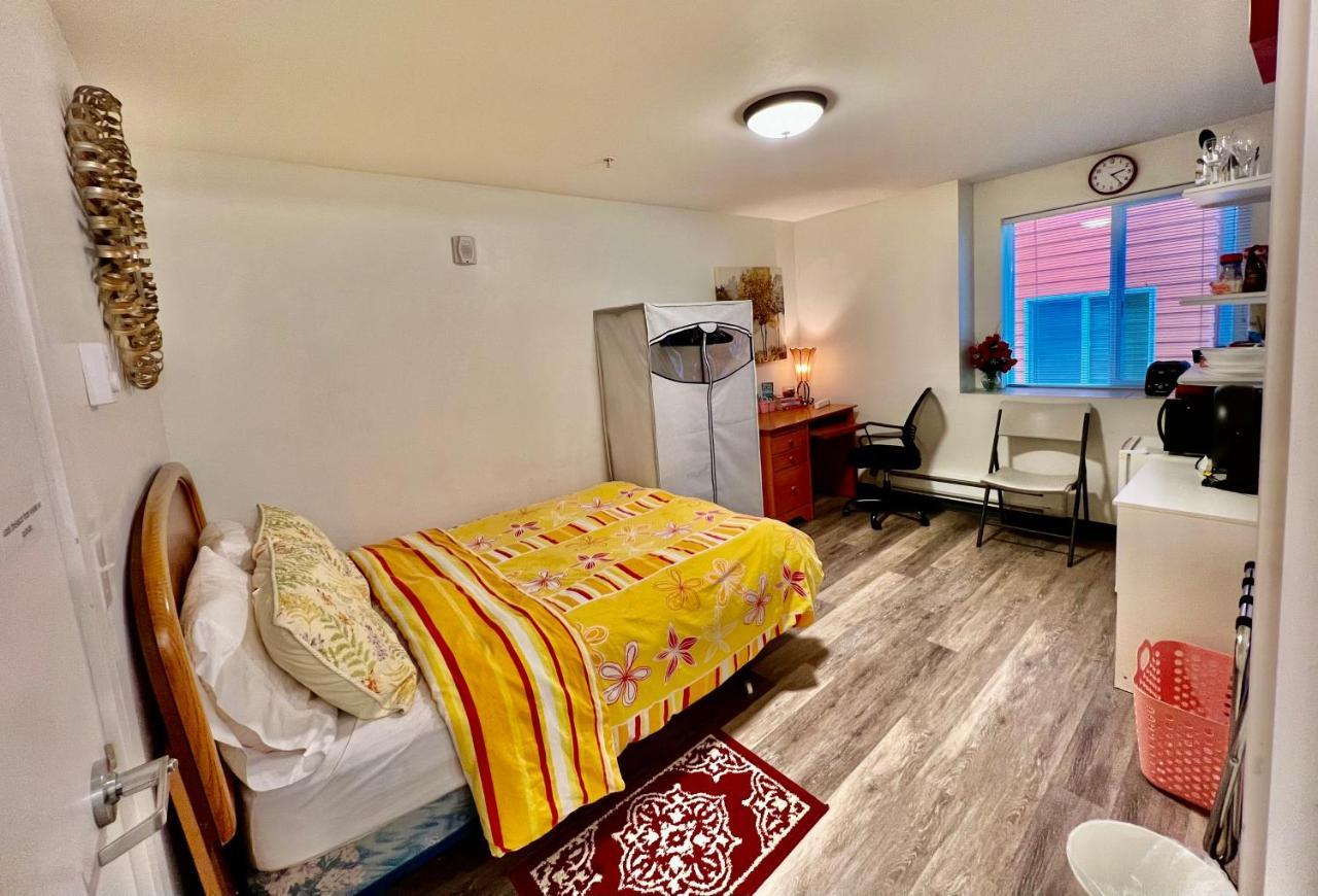 Micro Studio Apartment 10 Minutes Walk To University Of Washington Seattle Kültér fotó