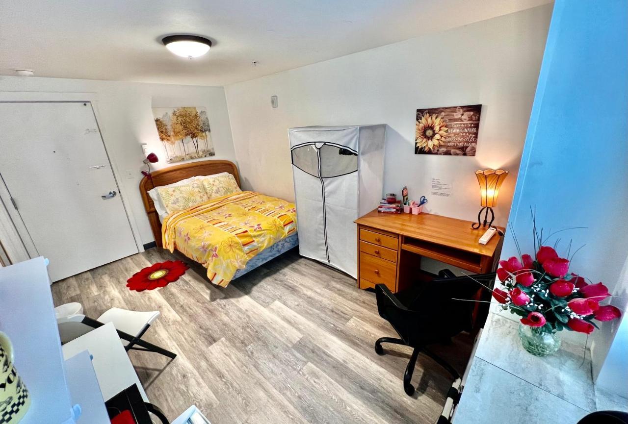 Micro Studio Apartment 10 Minutes Walk To University Of Washington Seattle Kültér fotó