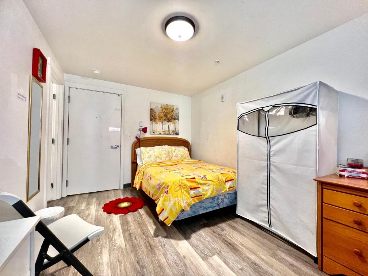 Micro Studio Apartment 10 Minutes Walk To University Of Washington Seattle Kültér fotó