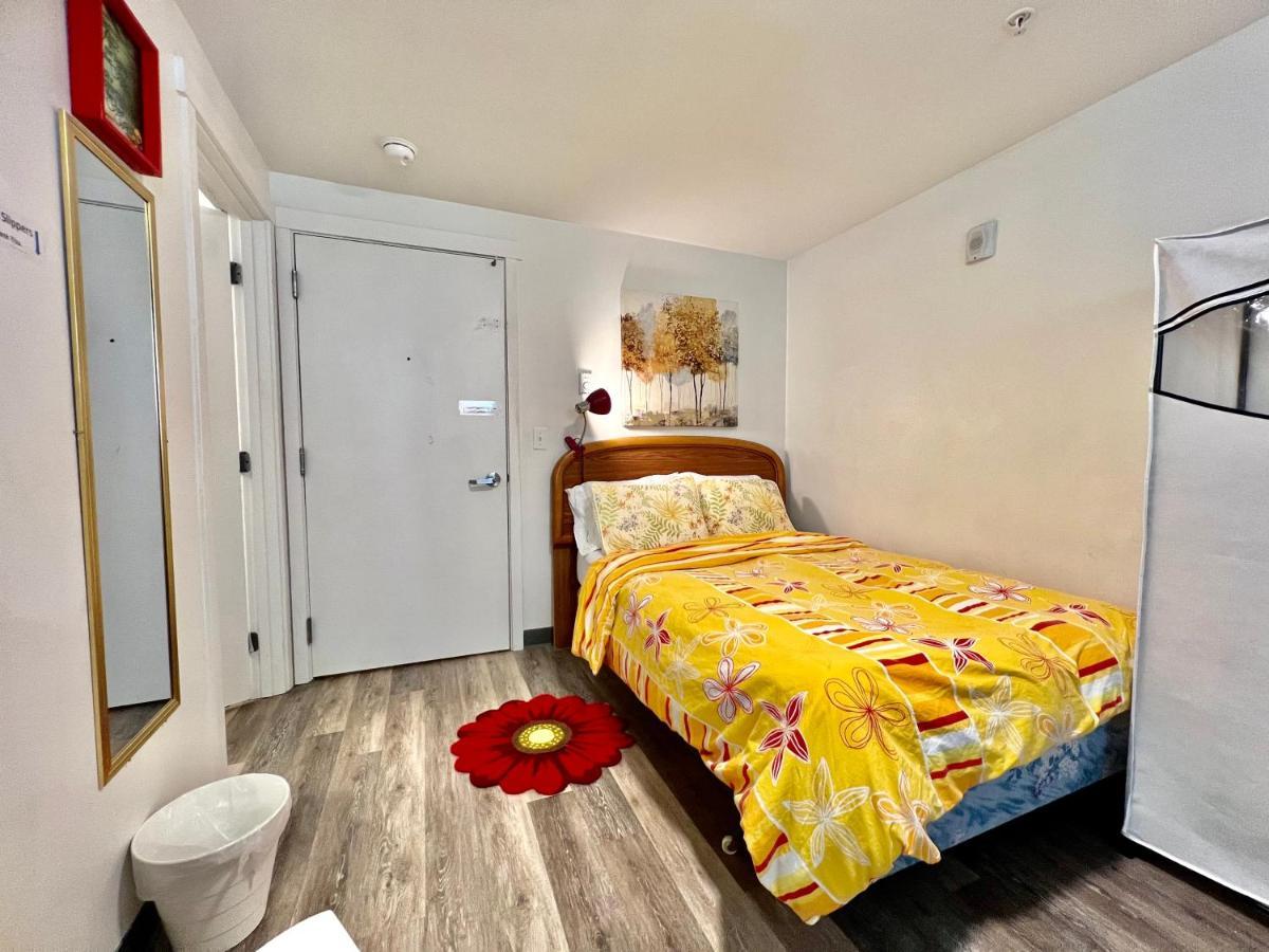 Micro Studio Apartment 10 Minutes Walk To University Of Washington Seattle Kültér fotó